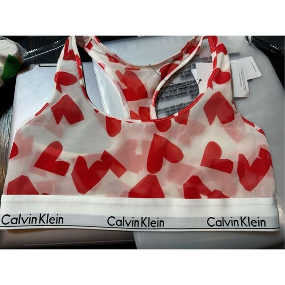 Calvin Klein NWT size M red and white hearts bralette Folded Hearts Odyssey - Picture 7 of 7